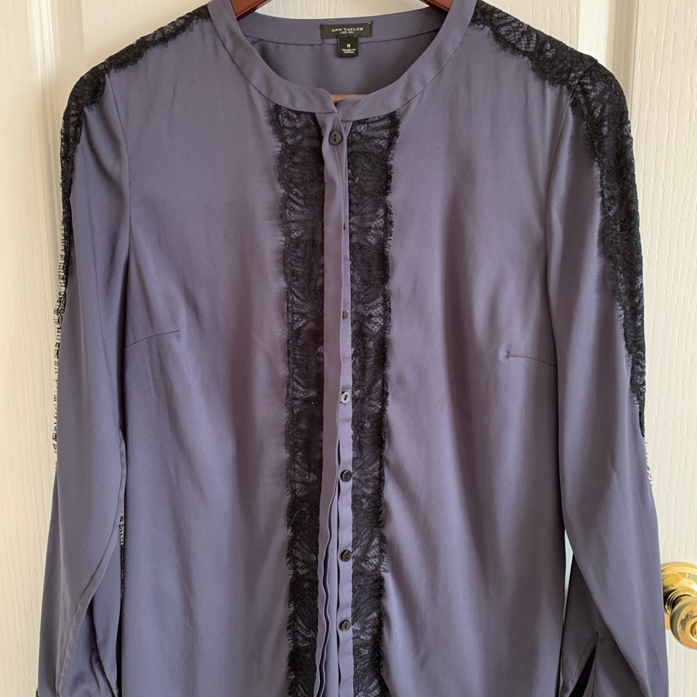 Size 8 Ann Taylor lace trim Blouse